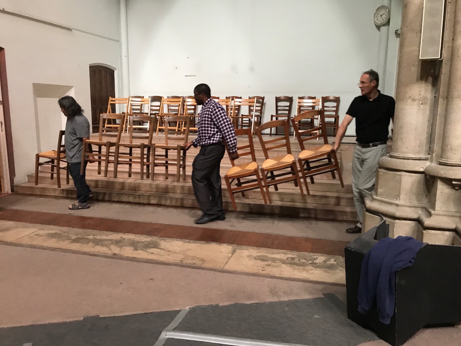 07 02 demenagement chaises